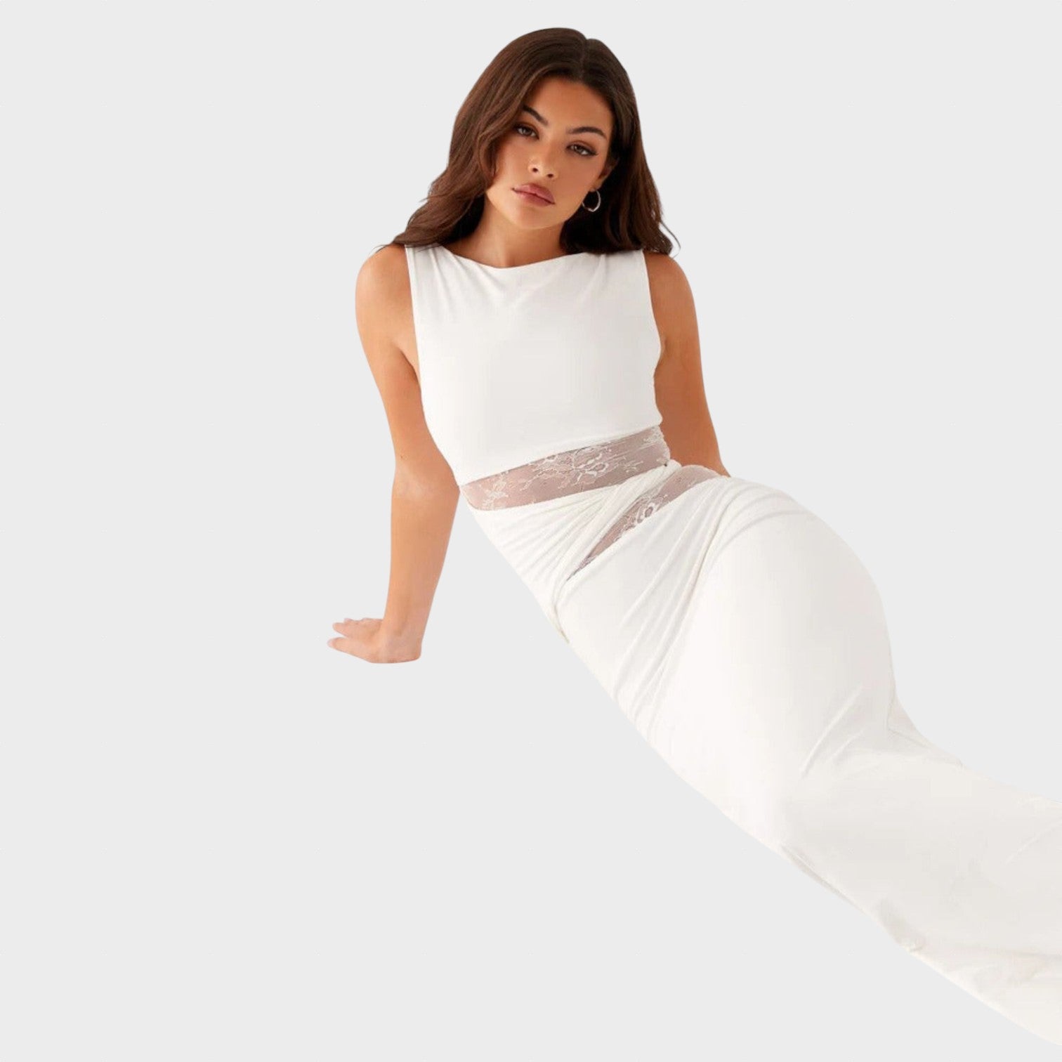 Mira | Maxi šaty s jemnými průstřihy a šněrováním